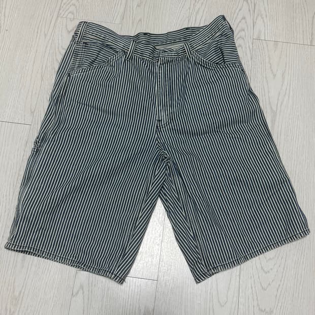 리바이스 568 루즈 카펜터 쇼츠