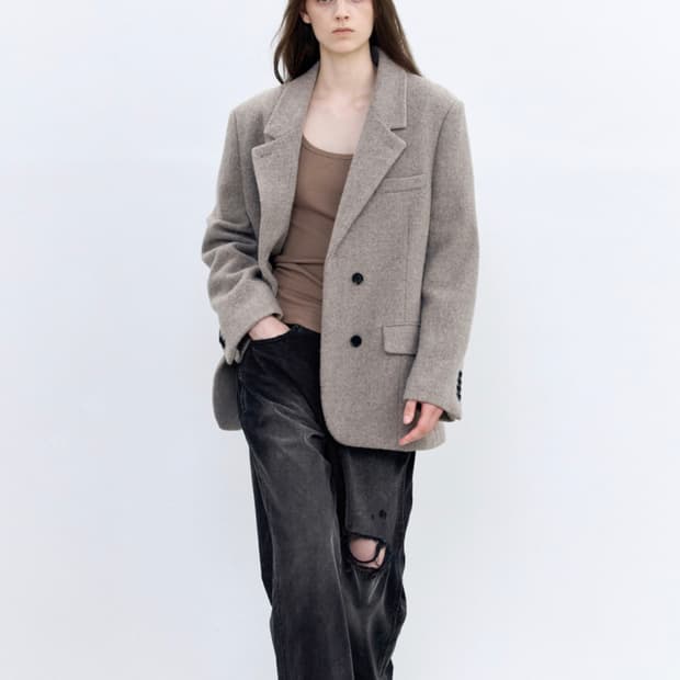 인사일런스 우먼 울 자켓