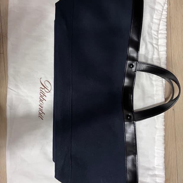 리본빛 르팡 핸드백 Lepan Handle Bag - Navy