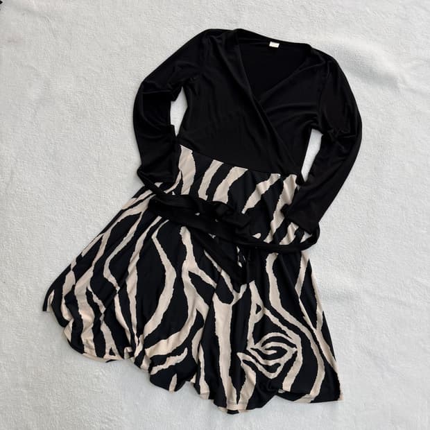 L 에스더 브이넥 미니 원피스 0327T