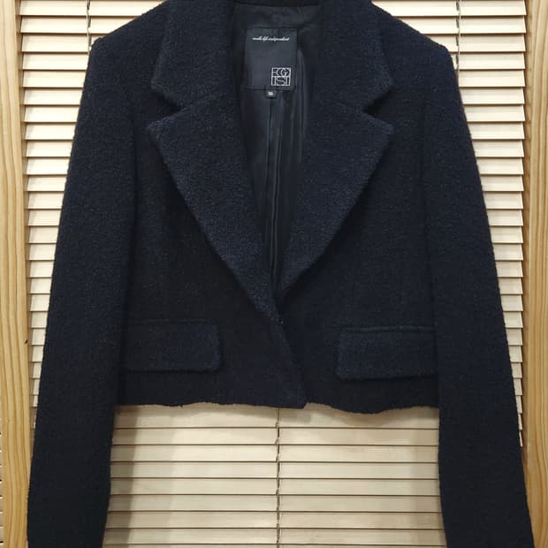 (새상품)에고이스트 부클 크롭자켓55