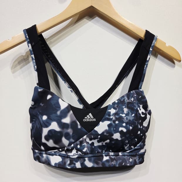 아디다스 플라워 패턴 스포츠 브라_90