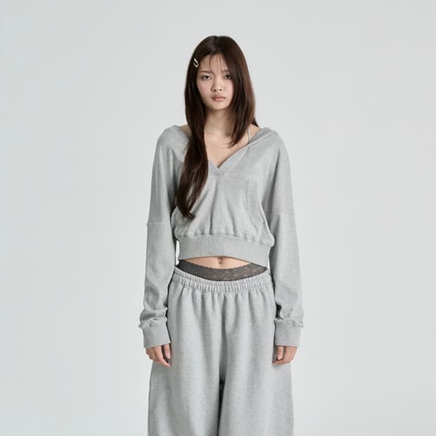 Molly V-neck hoodie - Loose ver.