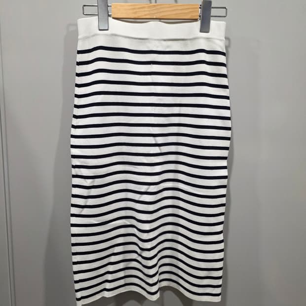 마시모두띠 스트라이프 니트 스커트