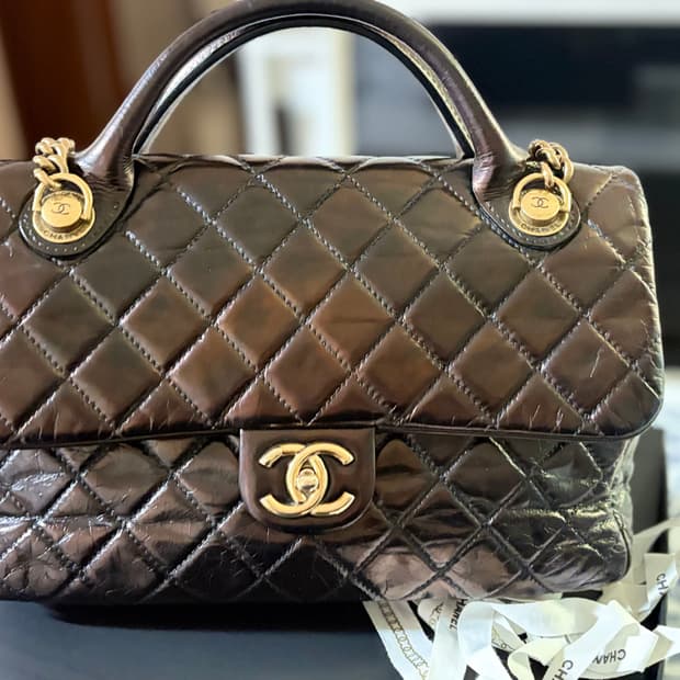 샤넬 빈티지 캐슬락 램스킨 탑 핸드백 (정품)