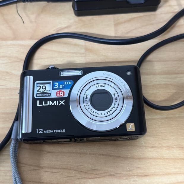 파나소닉 루믹스 디카 DMC-FS25 허윤진 디카