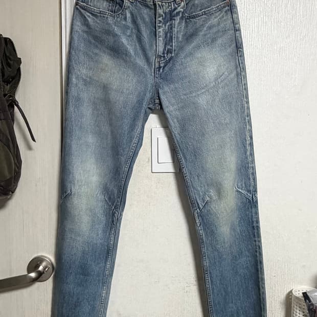 발렌시아가 super fitted waxed jeans 29 새상품