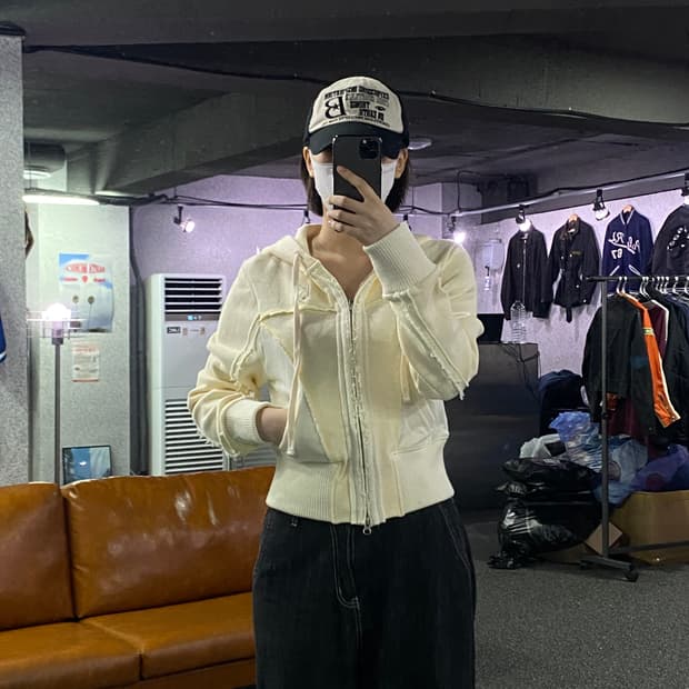 키르시 스티치 크롭 투웨이 후드집업 B2767