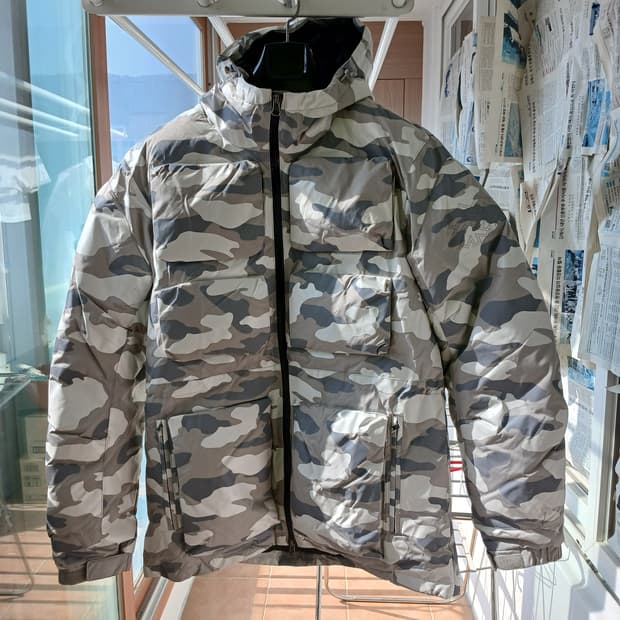 코오롱스포츠 구스다운 카모 밀리터리 패딩 점퍼