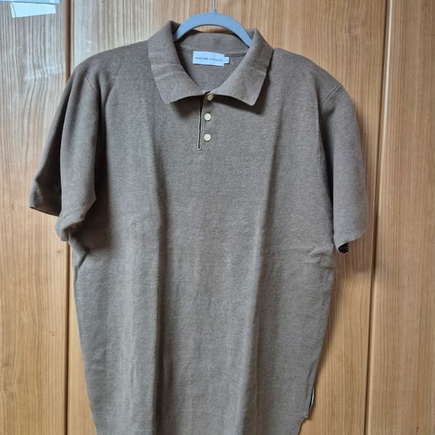 커스텀어클락 반팔 카라니트 브라운 L