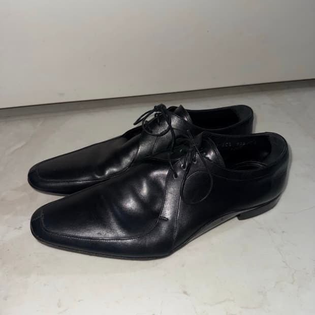 프라다 드레스 레더 옥스퍼드 더비