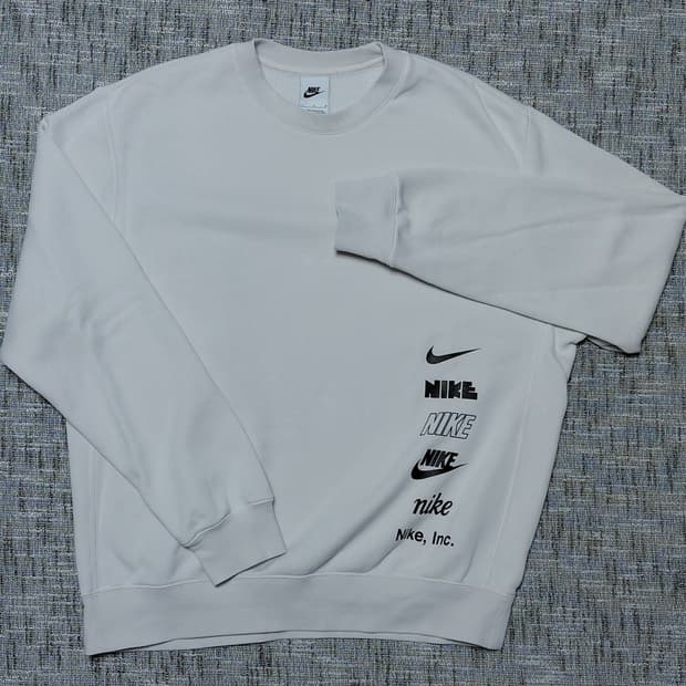 나이키 클럽 플리스 맨투맨 L 