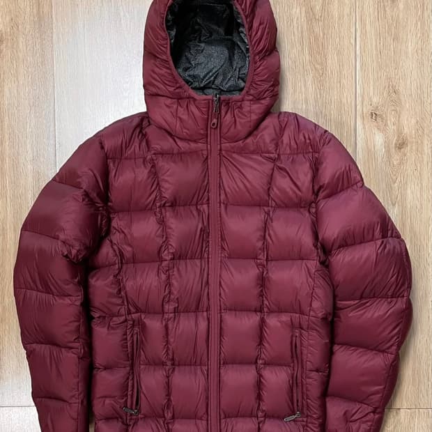 몽벨 JP 스퀘어스티치 리버시블 (리버서블) 양 면 구스다운 패딩