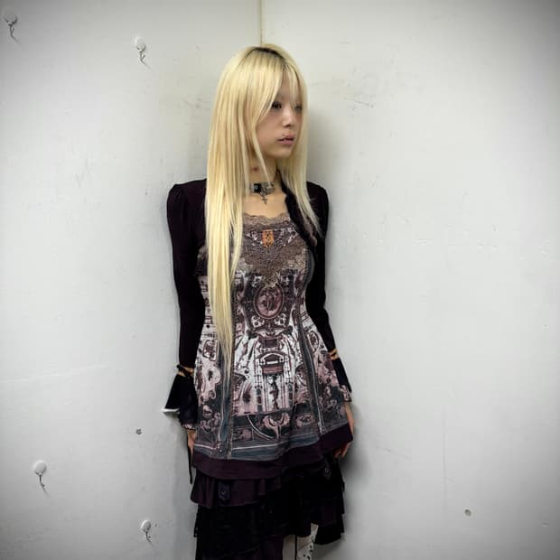 “Ozz On” Rare Full Print Design Purple L