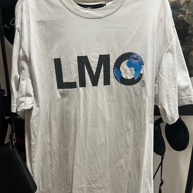 Lmc반팔