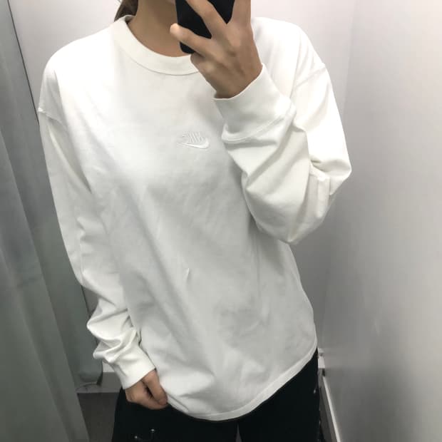나이키 화이트 롱슬리브
