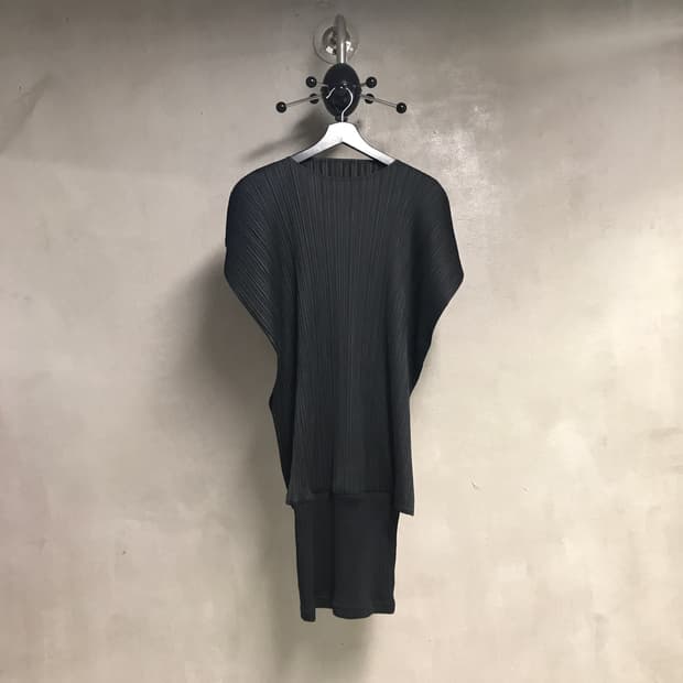이세이 미야케 플리츠 플리즈 블랙 원피스 3(W)