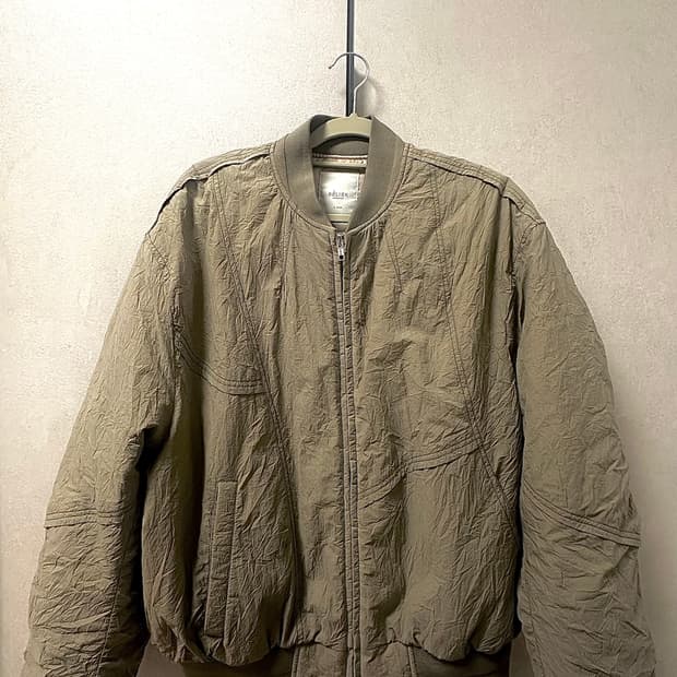 belier warm gray ma-1