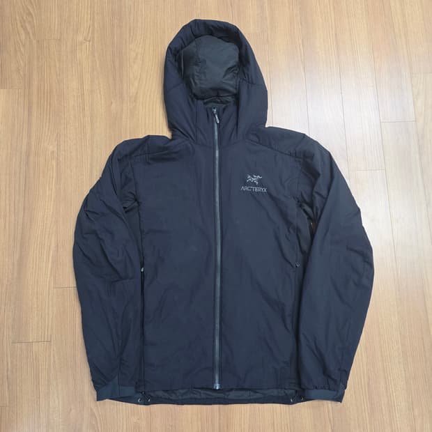 (M) 아크테릭스 아톰LT 후디 자켓 블랙