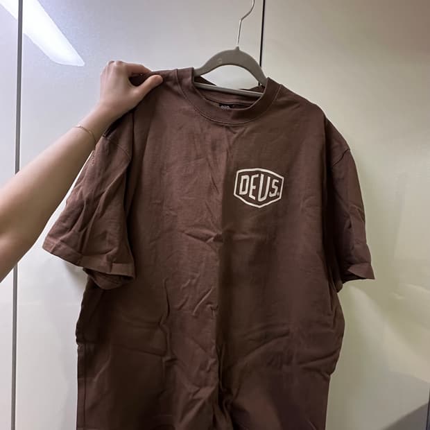 데우스 엑스 마키나 오버사이즈 서울 티셔츠 빈티지 바이슨