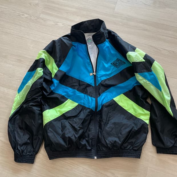 엄브로 80 90s 빈티지 바람막이 해외 L