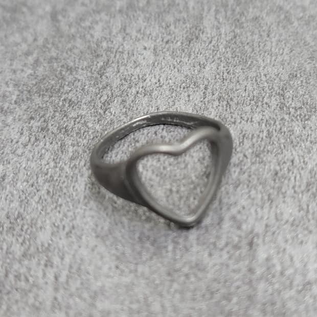 vintage heart ring