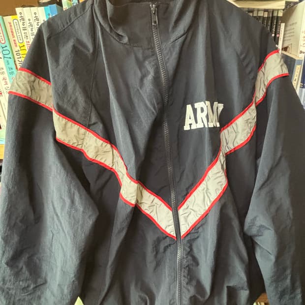 외지주 성요한 ymclky ipfu 네이비 바람막이