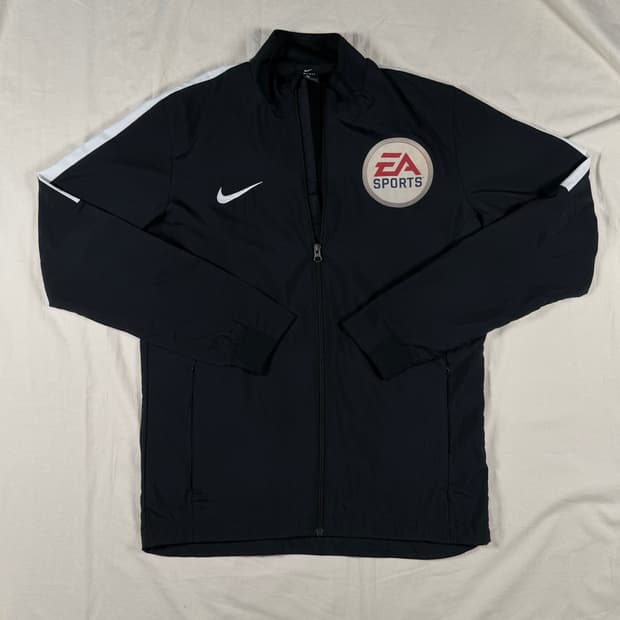 나이키 EA 스포츠 바람막이 집업 자켓