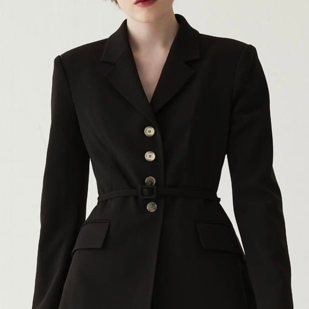 하가히 벨티드 테일러 자켓