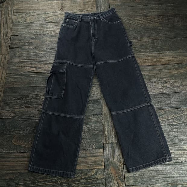 [꼼파뇨] 흑청 와이드 카고 카펜터 데님 팬츠 M18677