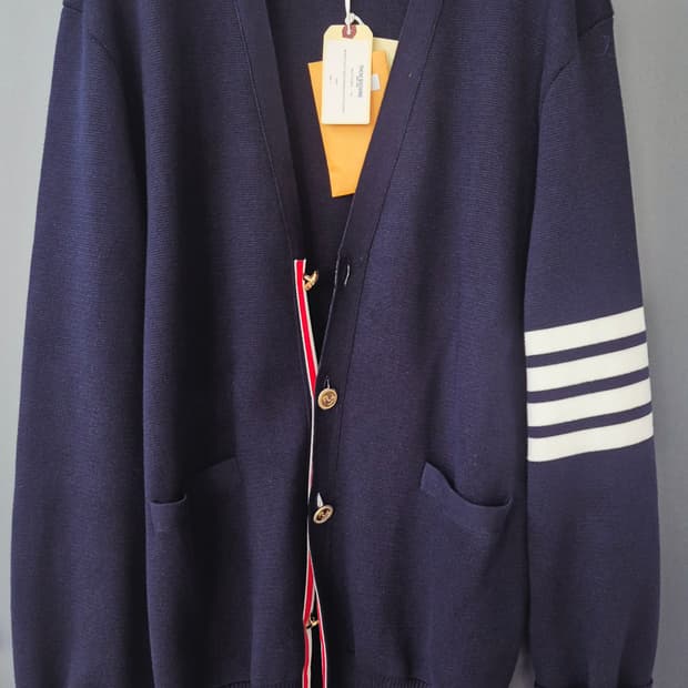 톰브라운 밀라노 스티치 가디건 금장