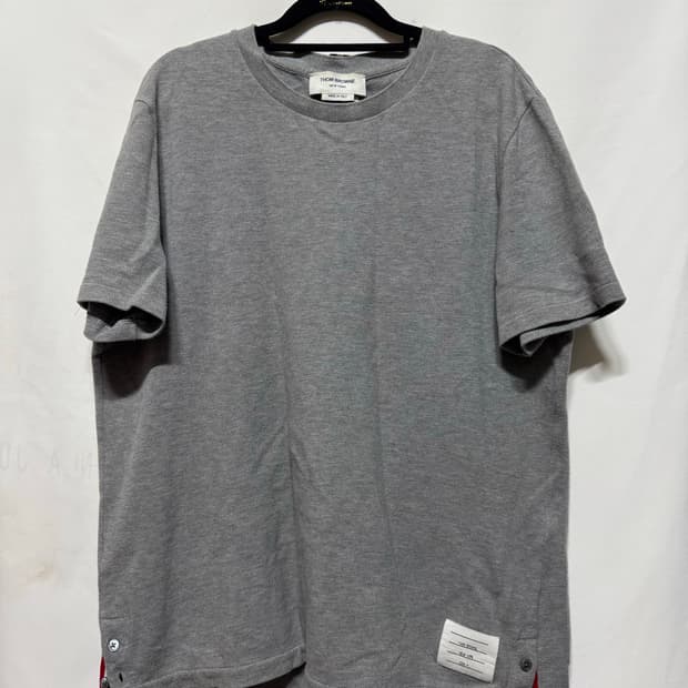 4 톰브라운 백삼선 반팔키