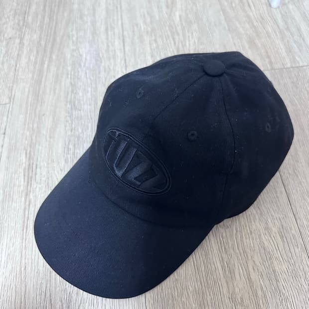 퍼즈 로고 볼캡 블랙 (os)