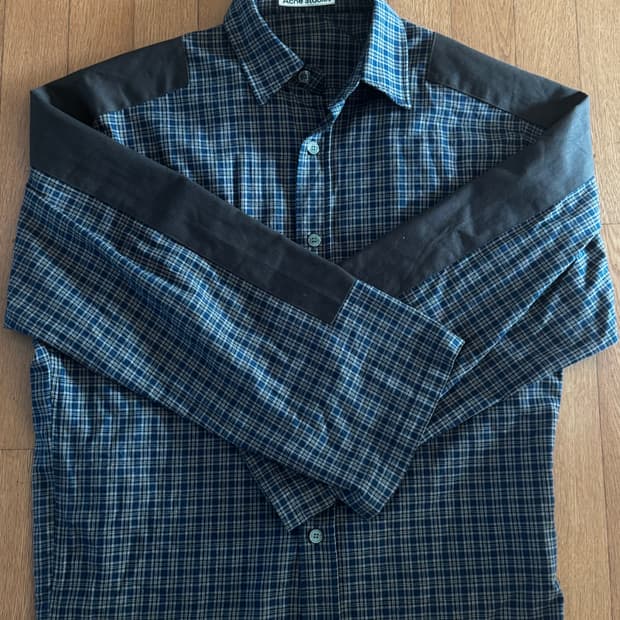 아크네스튜디오 체크 버튼업 셔츠