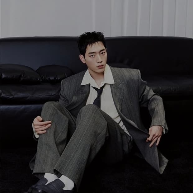 렉토 24fw 브로큰 헤링본 더블 셋업