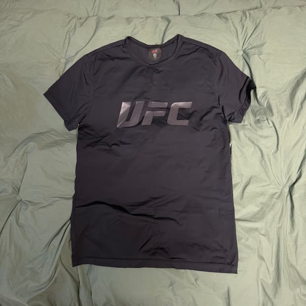 UFC 텐션 빅로고 머슬핏 반팔 티셔츠