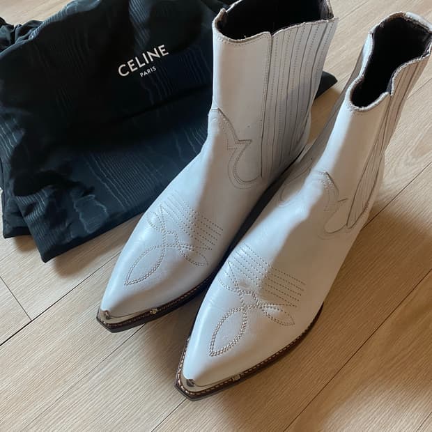 셀린느 22SS Cosmic Cruiser Boots