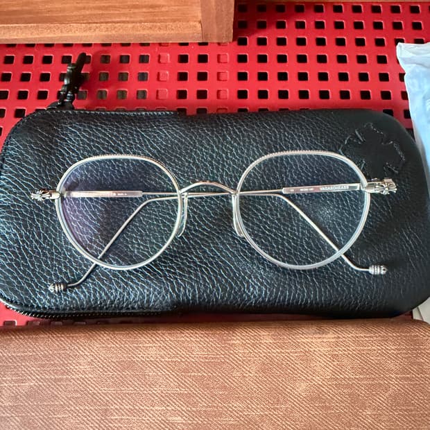 크롬하츠 바가솔레스 브러쉬드 실버 BS 안경