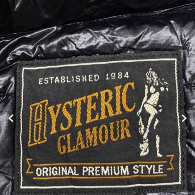 히스테릭 다운 패딩