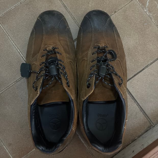 야세 왁스 워싱 스니커즈