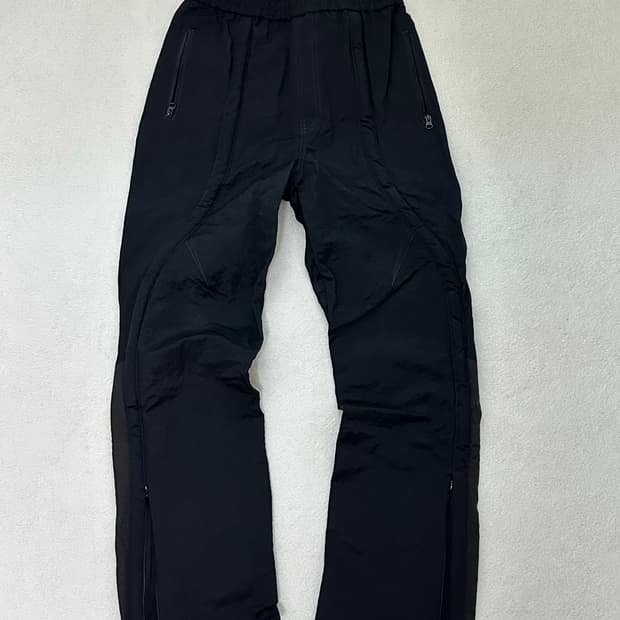 파프롬왓 파 나일론 볼륨 라인 팬츠 블랙 브라운  1사이즈