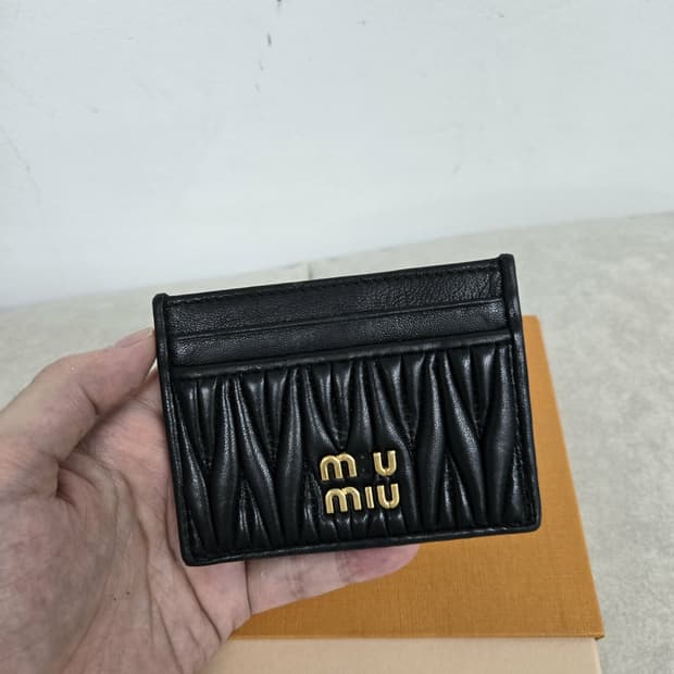 [보증서 정품]미우미우 카드지갑