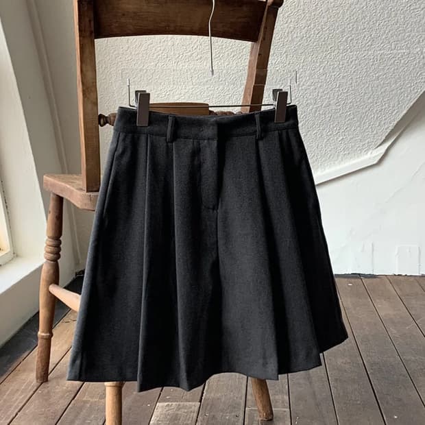 데일리쥬 플리츠 미디 스커트