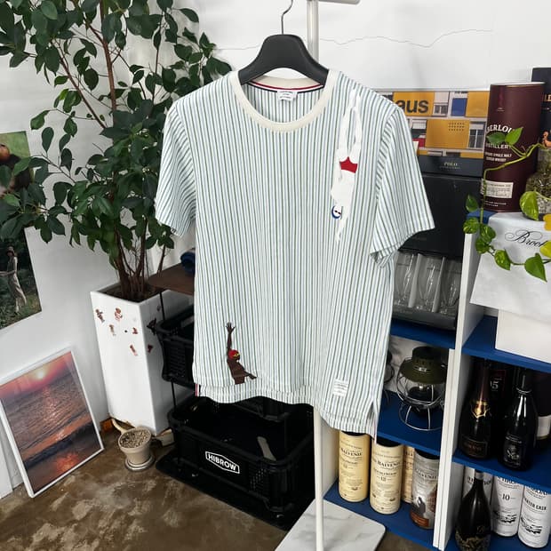 톰브라운 반팔 티셔츠 2 