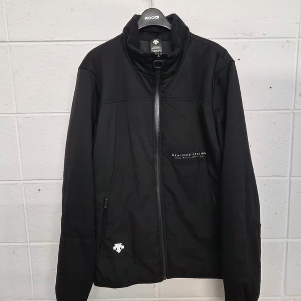 L/100) 데상트 사이클링 자켓 팝니다