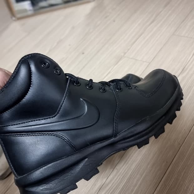 나이키 마노아 올블랙 가죽 부츠 운동화(270)