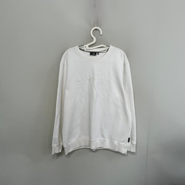 뉴발란스 2024 남성 맨투맨 105 