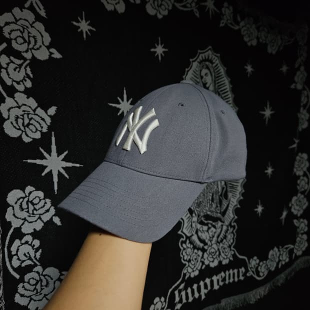 MLB 뉴욕양키스 로고 그레이 볼캡