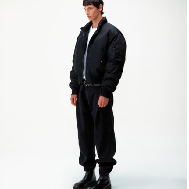 쿠어 스탠드 칼라 넥 다운 푸퍼 L사이즈