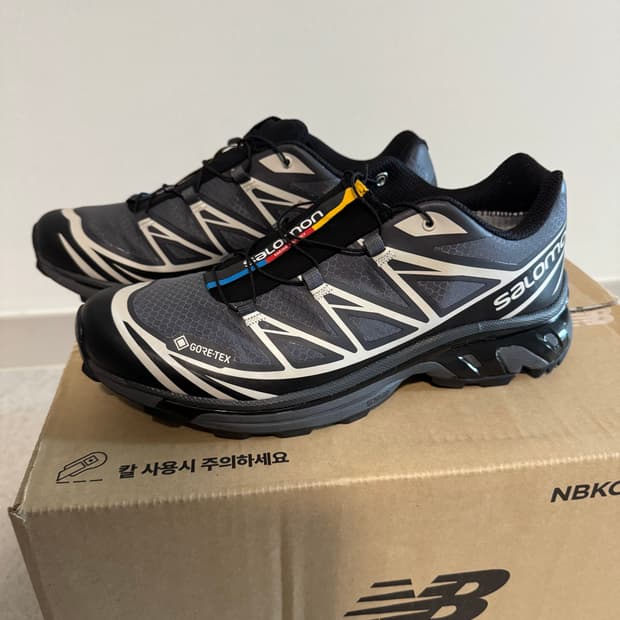 살로몬 XT-6 고어텍스 블랙 에보니